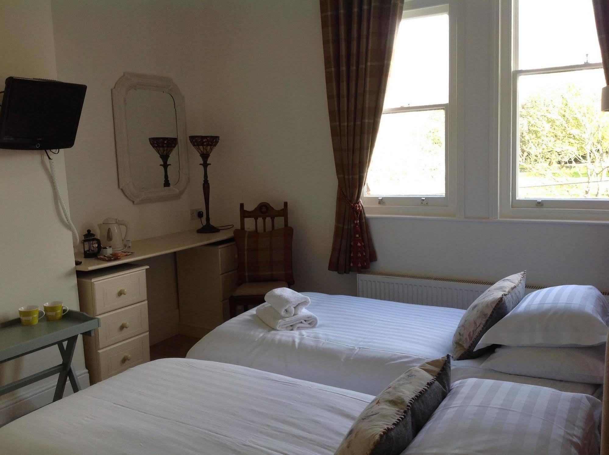 Woodbine City Rooms 埃克塞特 外观 照片
